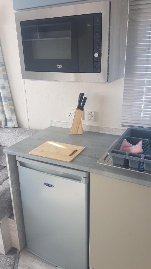 Kingdom Holiday Park - Parrot Millom Esterno foto